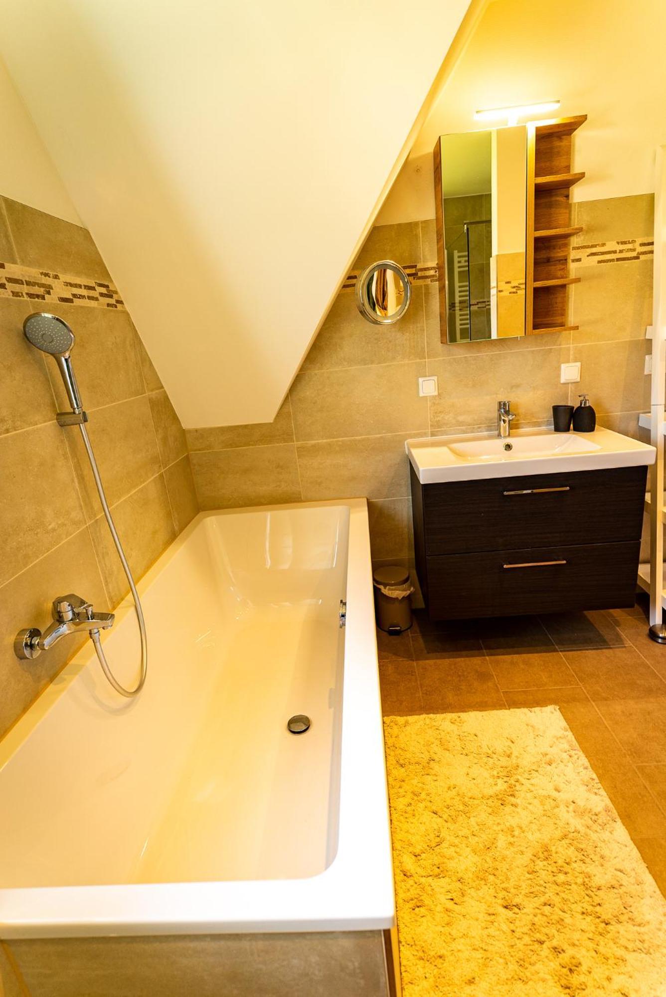 Luxusferienhaus Fuchsbau - Mit Netflix, Playstation, Sauna, Sportraum Und Kamin Zirchow Room photo