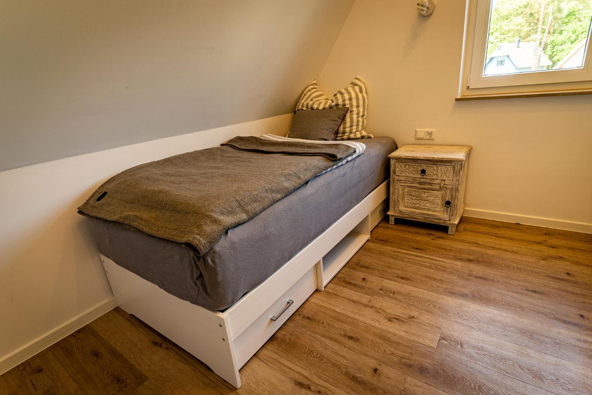 Luxusferienhaus Fuchsbau - Mit Netflix, Playstation, Sauna, Sportraum Und Kamin Zirchow Room photo